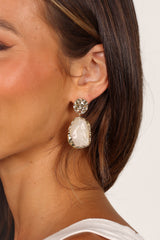 Montague Drop Earrings - Gold