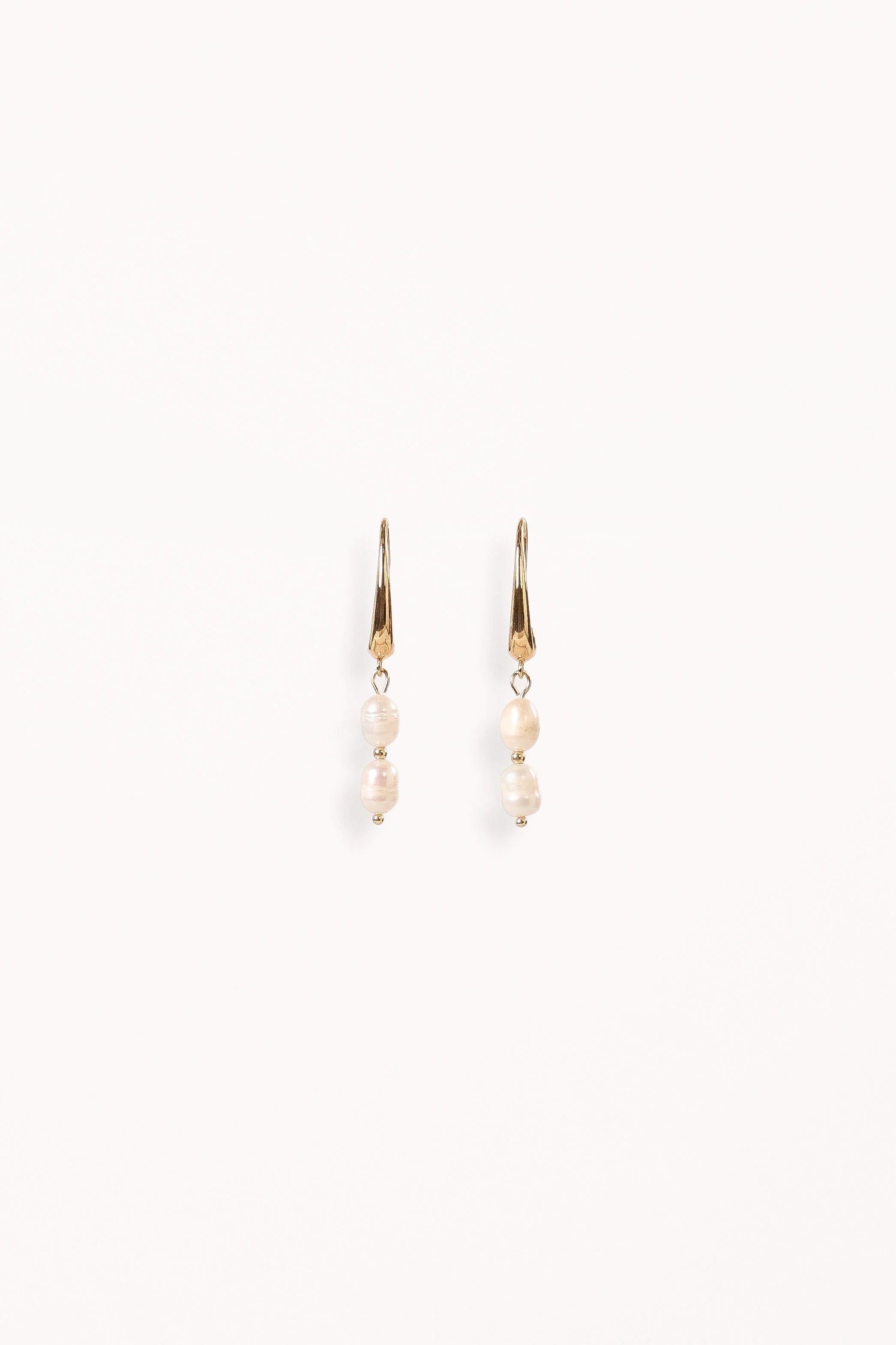 Larissa Pearl Earrings - Gold