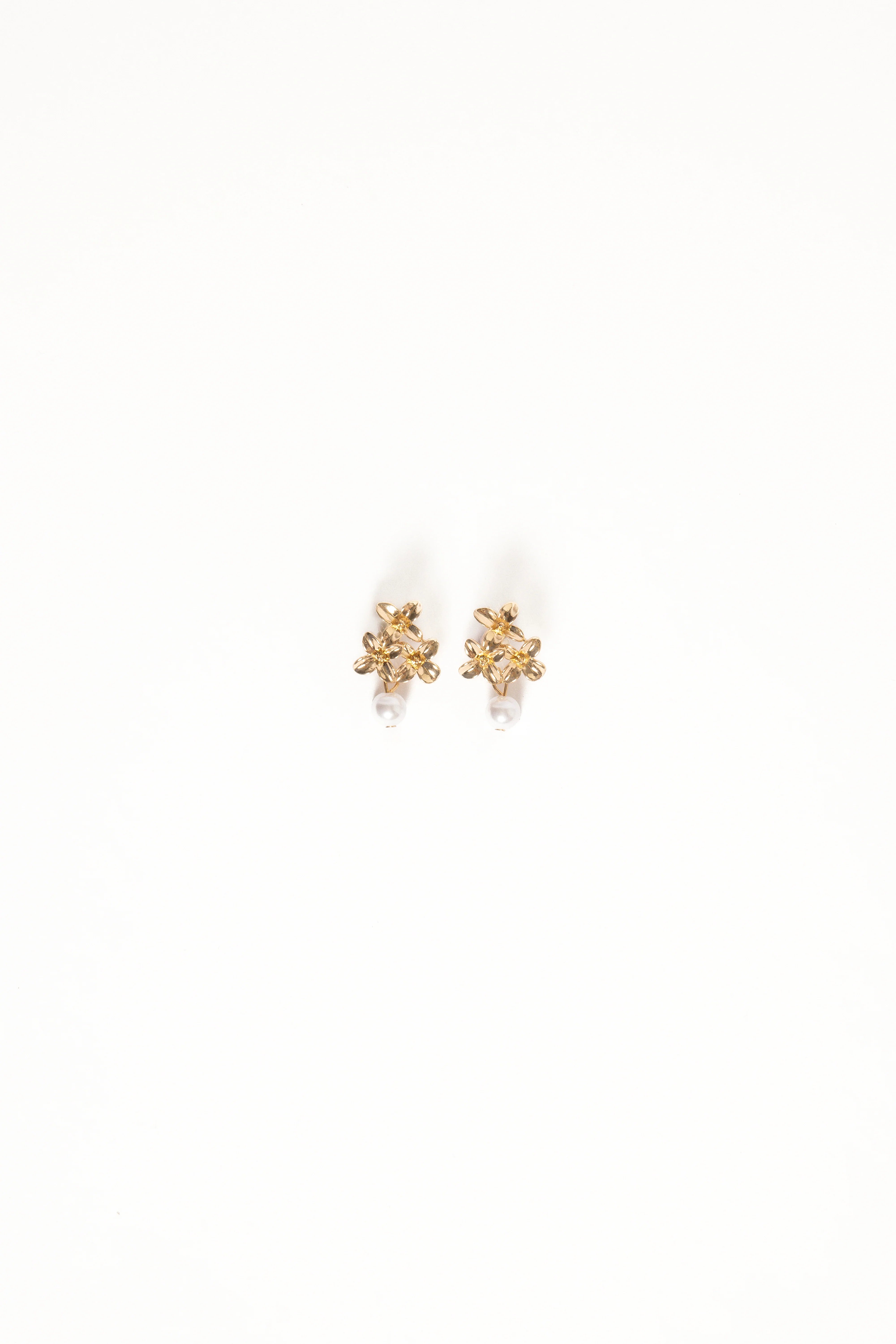 Amani Earrings - Gold/Pearl